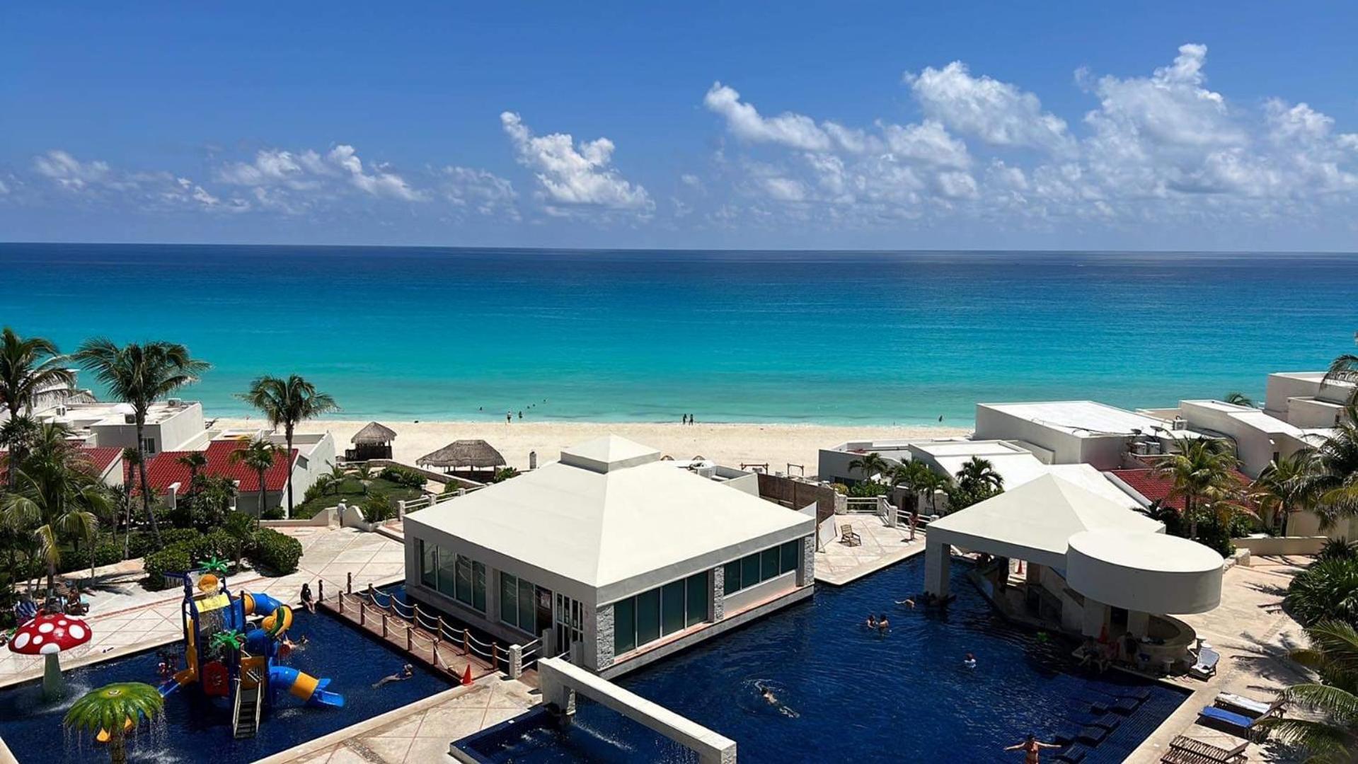 The Suites Of Solymar Cancún Esterno foto